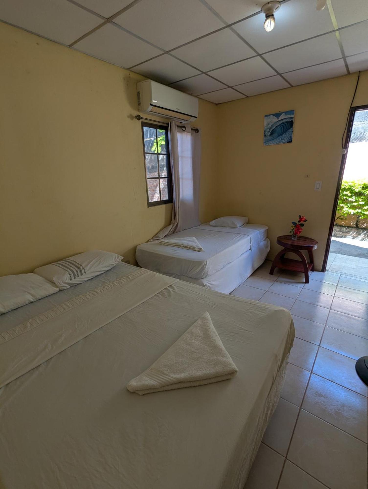 Hotel Chill Garrobo à El Gigante Chambre photo